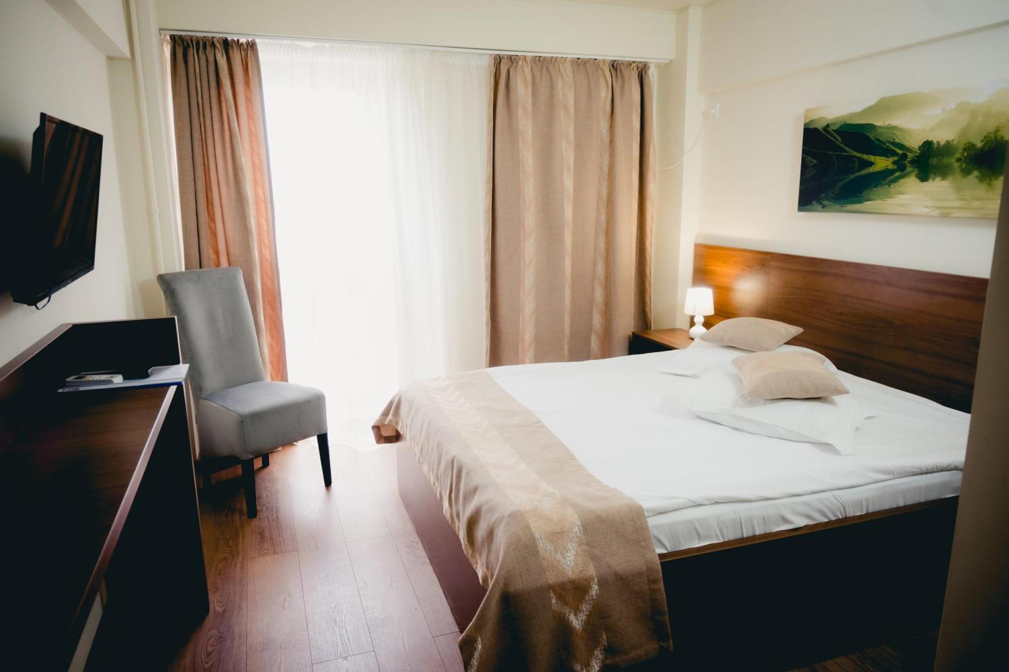 Hotel Valahia Targoviste Eksteriør bilde