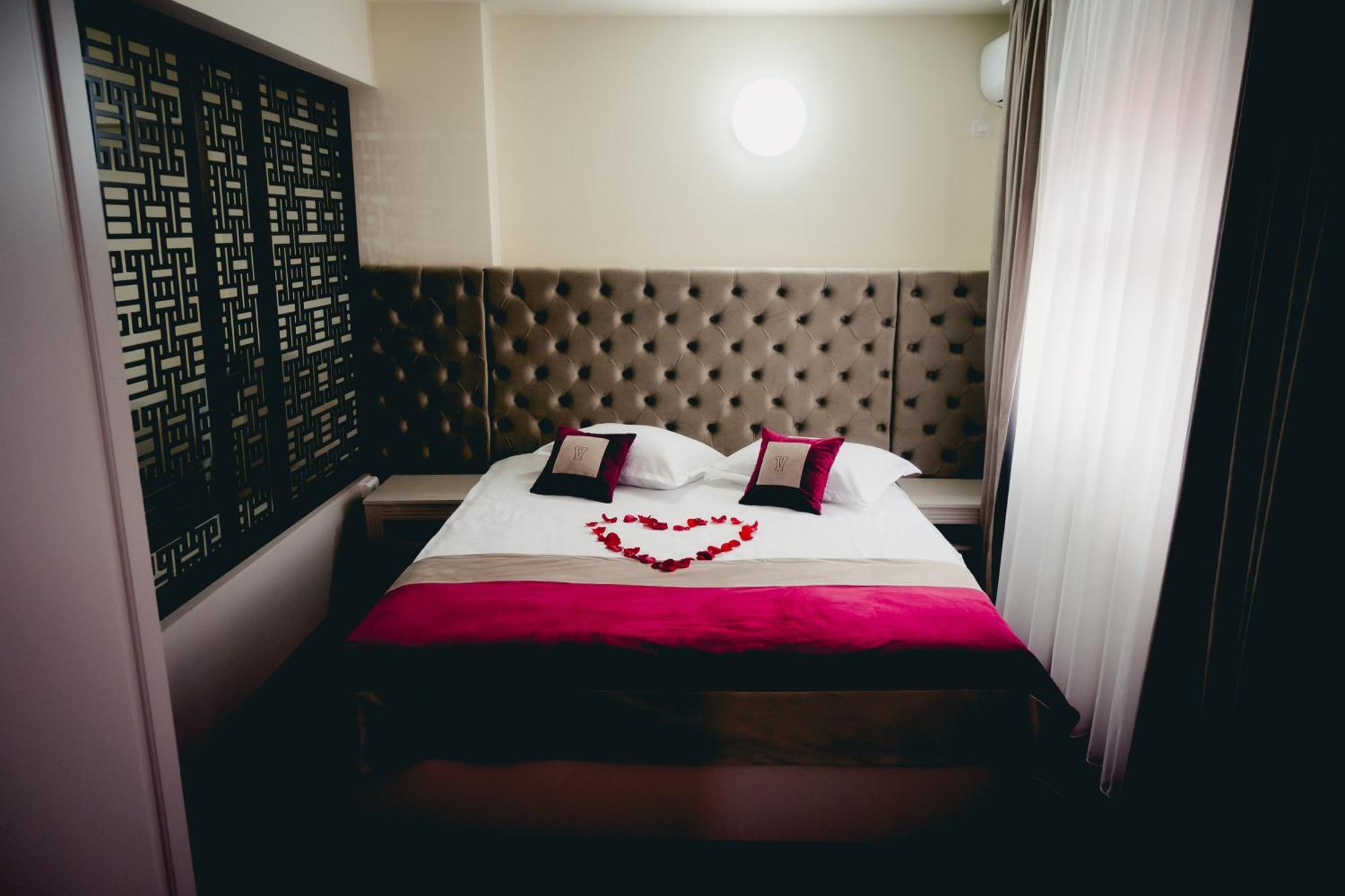 Hotel Valahia Targoviste Eksteriør bilde