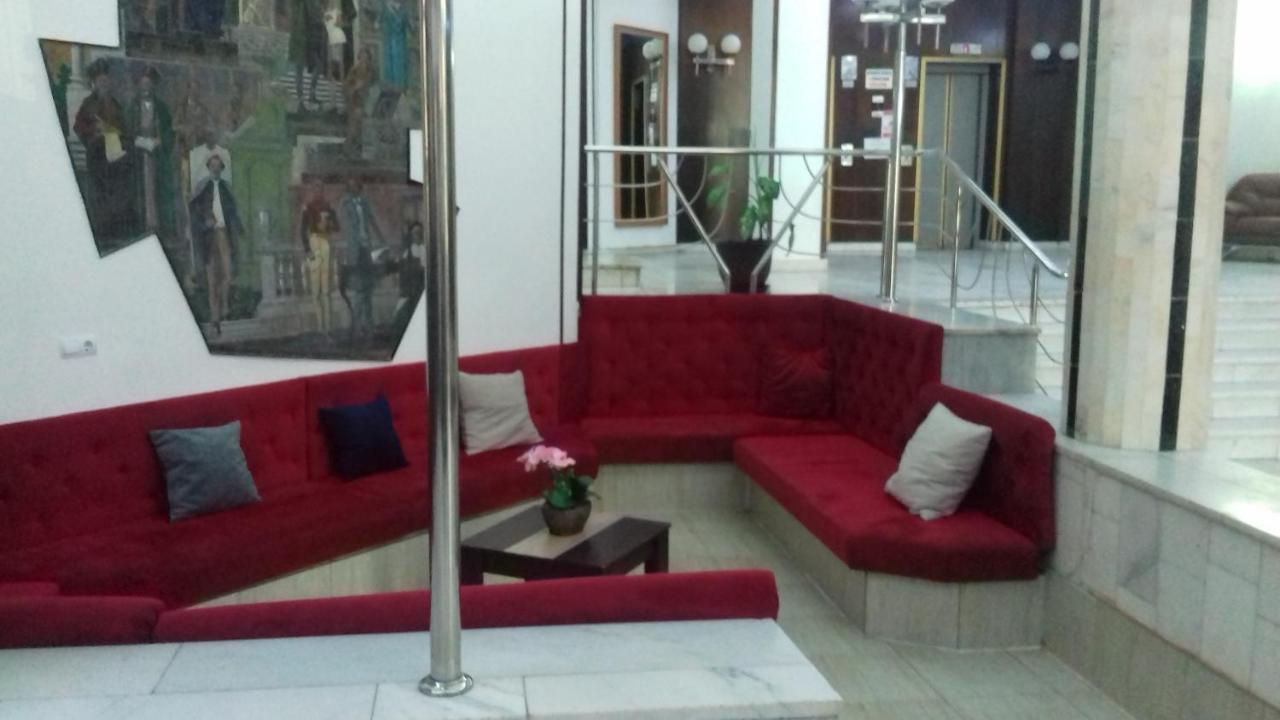 Hotel Valahia Targoviste Eksteriør bilde