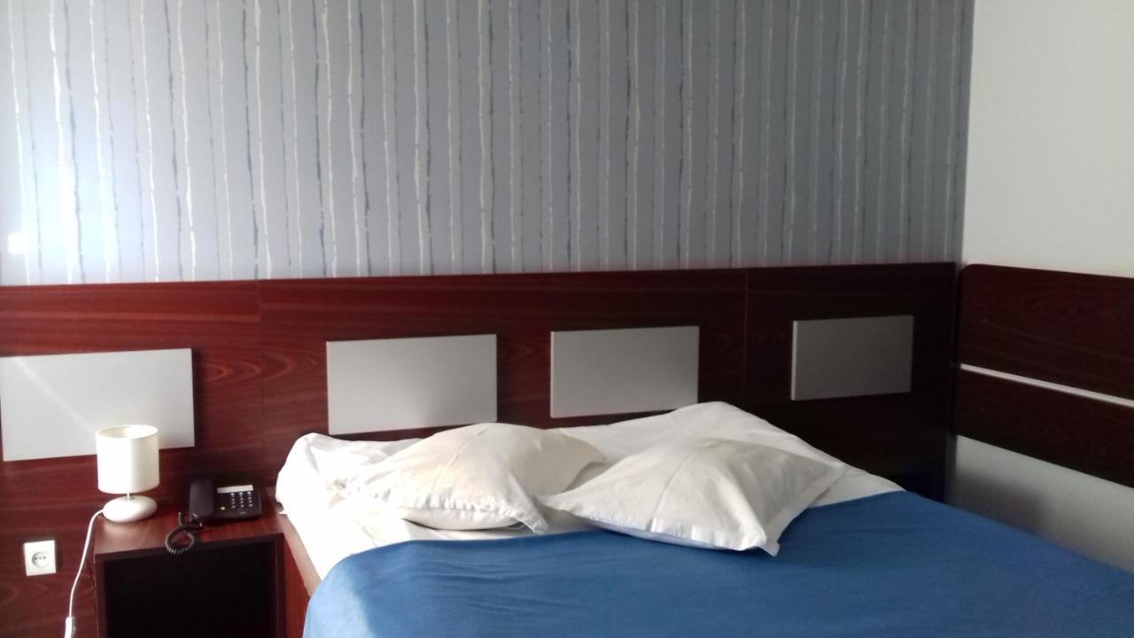 Hotel Valahia Targoviste Eksteriør bilde